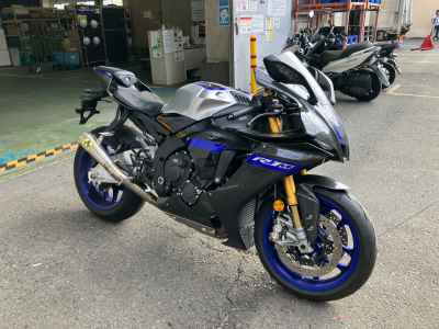 Yamaha YZF-R1M 2023
