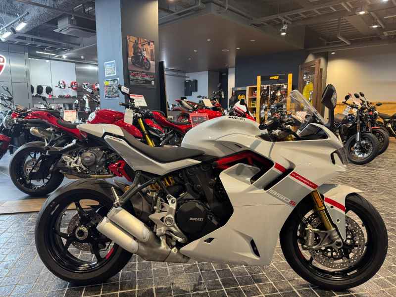 Ducati Supersport 950 S 2025