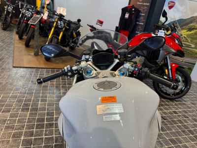 Ducati Supersport 950 S 2025