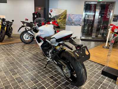 Ducati Supersport 950 S 2025