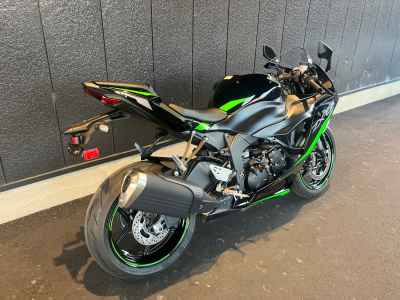 Kawasaki Ninja ZX-6R 2025