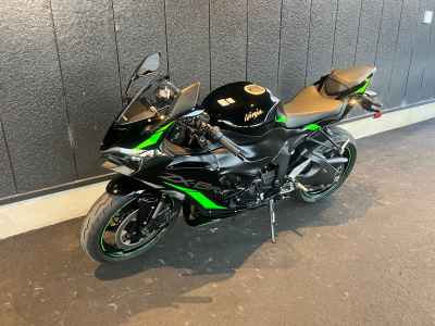 Kawasaki Ninja ZX-6R 2025