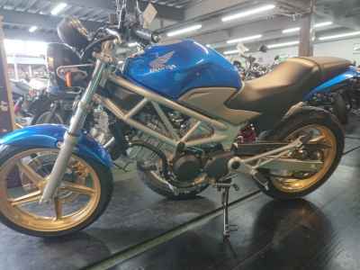 Honda VTR250 2009