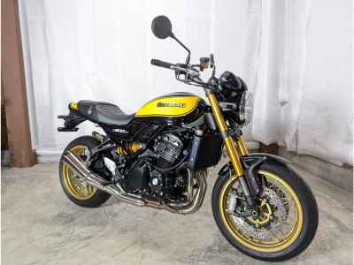 Kawasaki Z900RS 2024