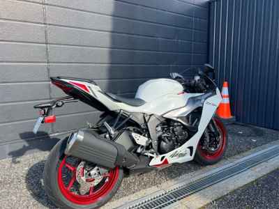 Kawasaki Ninja ZX-6R 2025