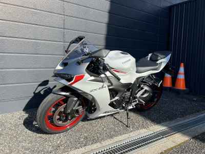 Kawasaki Ninja ZX-6R 2025