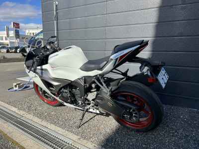 Kawasaki Ninja ZX-6R 2025