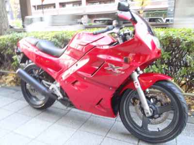 Suzuki ACROSS
