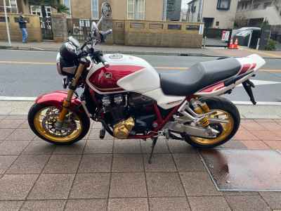 Honda CB1300SF 2023