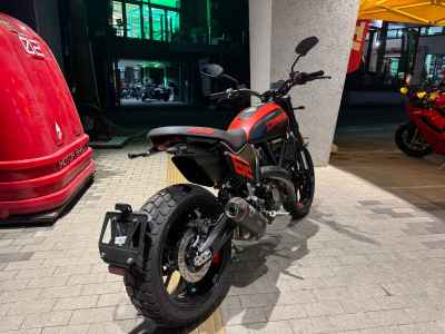 Ducati Scrambler Full Throttle 2024