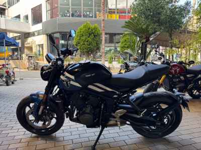 Triumph Trident 660 2025