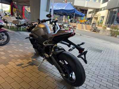 Triumph Street Triple RS 2025