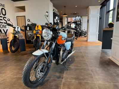 Triumph Bonneville T100 2022