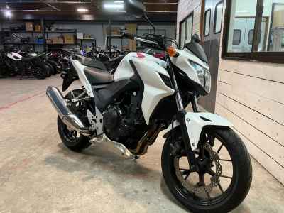 Honda CB400F 2015