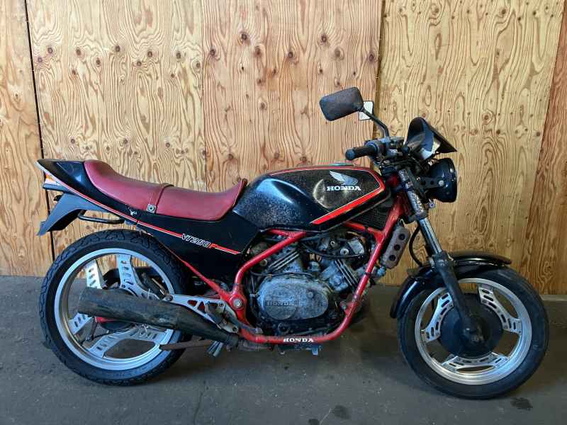 Honda VT250F Xelvis