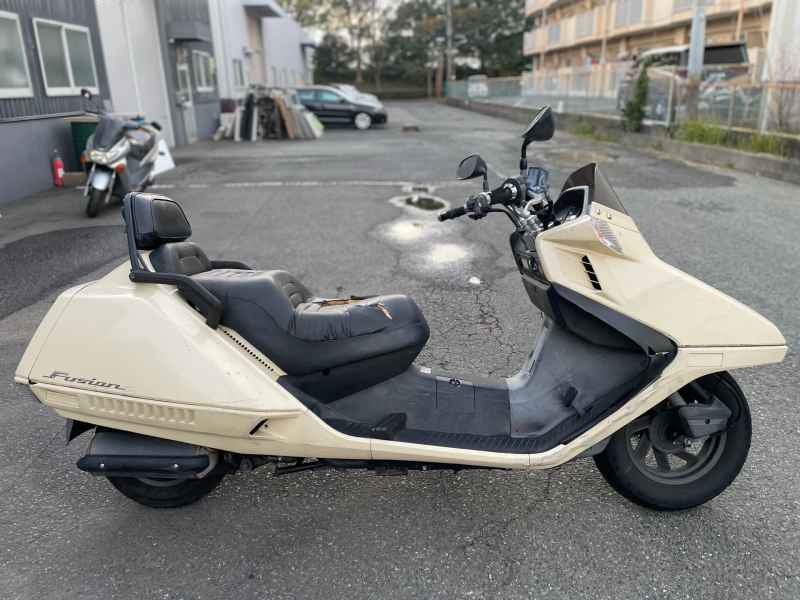 Honda ﾌｭｰｼﾞｮﾝTYPE-X 2006