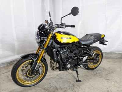Kawasaki Z900RS 2024