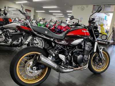 Kawasaki Z900RS 2022
