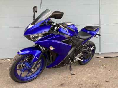 Yamaha YZF-R25 2016