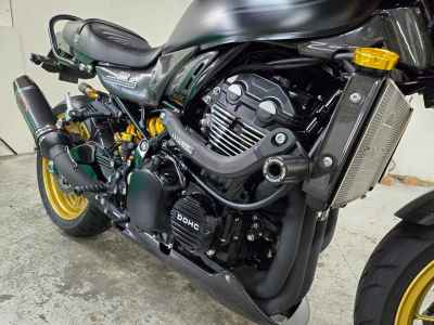 Kawasaki Z900RS SE 2025