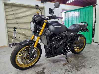 Kawasaki Z900RS SE 2025