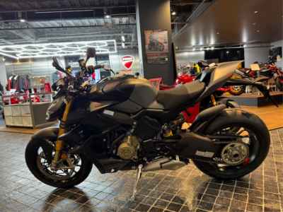 Ducati Streetfighter 1098 2025