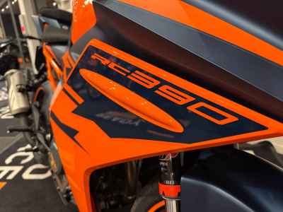 KTM RC 390 2022