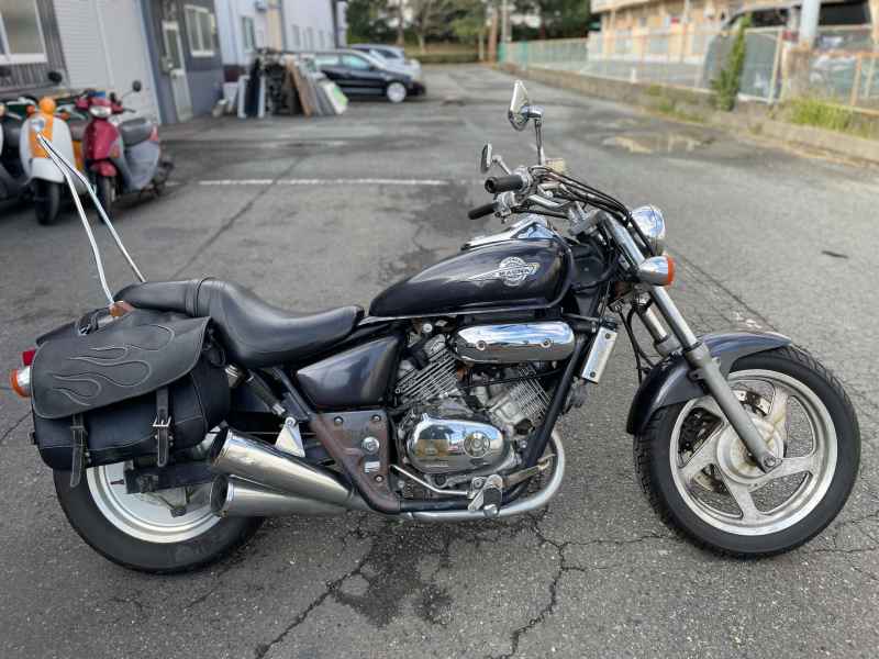 Honda Magna 250
