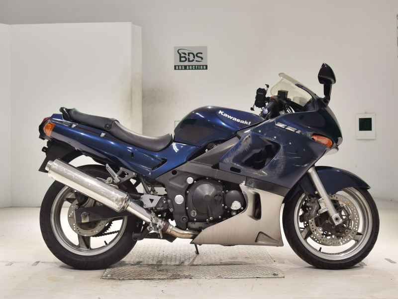 Kawasaki ZZR400 2006