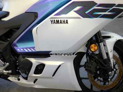 Yamaha YZF-R25 2025