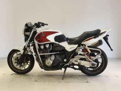 Honda CB1300SF 2016