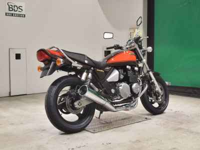 Kawasaki Zephyr 400 2010