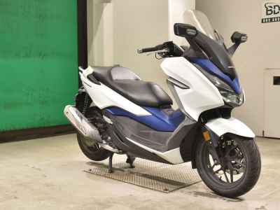 Honda Forza 2018