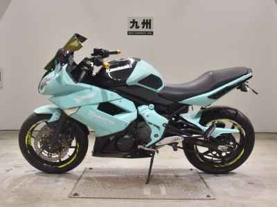 Kawasaki Ninja 400R 2013