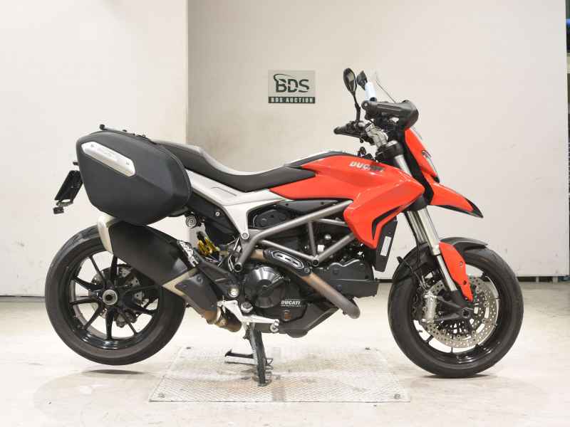 Ducati Hyperstrada 821 2015