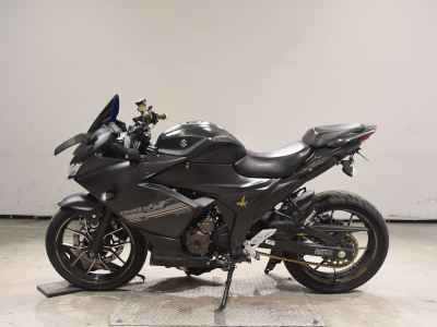 Suzuki Gixxer 250SF