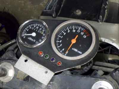 Suzuki GSX750S Katana