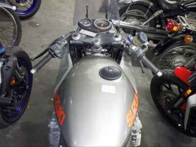 Suzuki GSX750S Katana