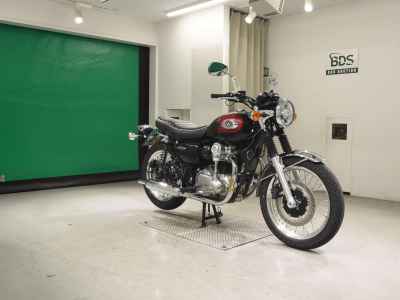 Kawasaki W800 2024