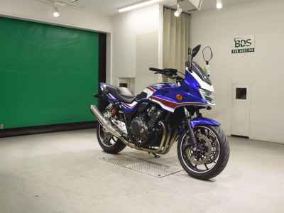 Honda CB400 Super Boldor 2020