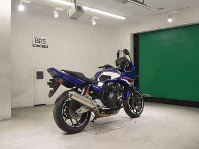 Honda CB400 Super Boldor 2020