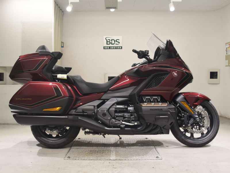 Honda GL1800 Gold Wing Tour DCT 2025