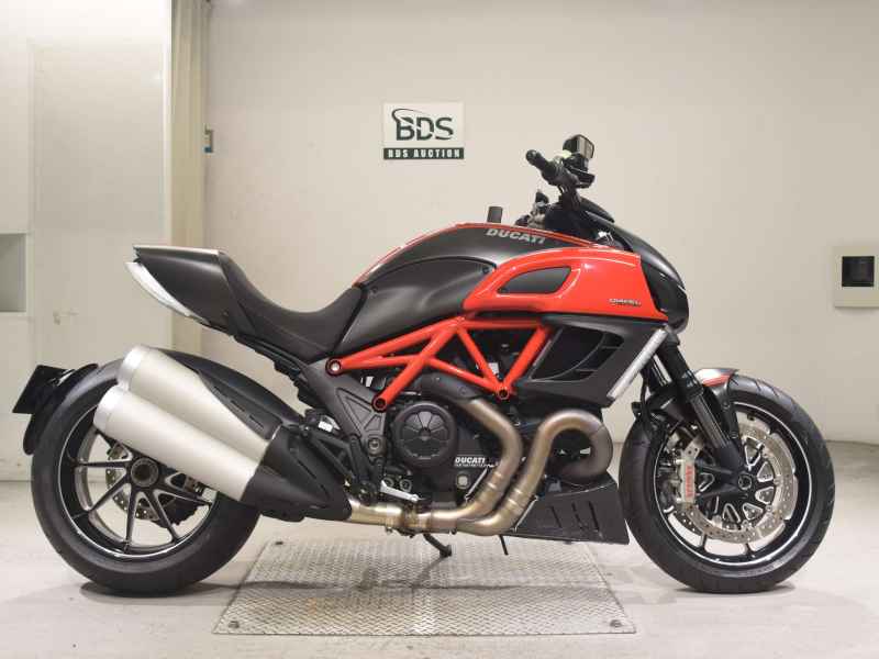 Ducati Diavel 2014
