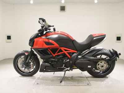 Ducati Diavel 2014
