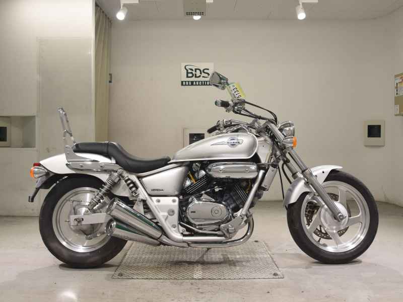 Honda Magna 250