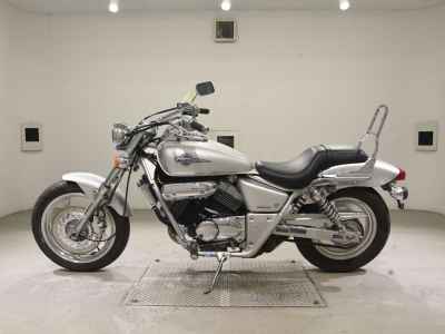 Honda Magna 250