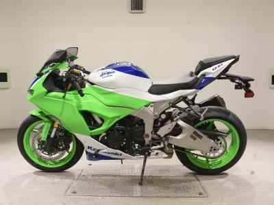 Kawasaki Ninja ZX-6R 2025