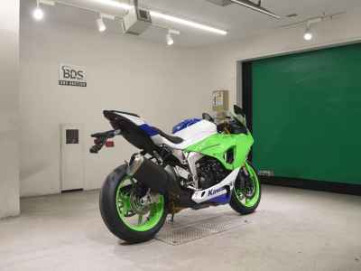 Kawasaki Ninja ZX-6R 2025