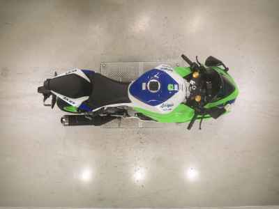 Kawasaki Ninja ZX-6R 2025