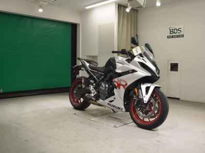 Suzuki GSX-8R 2024